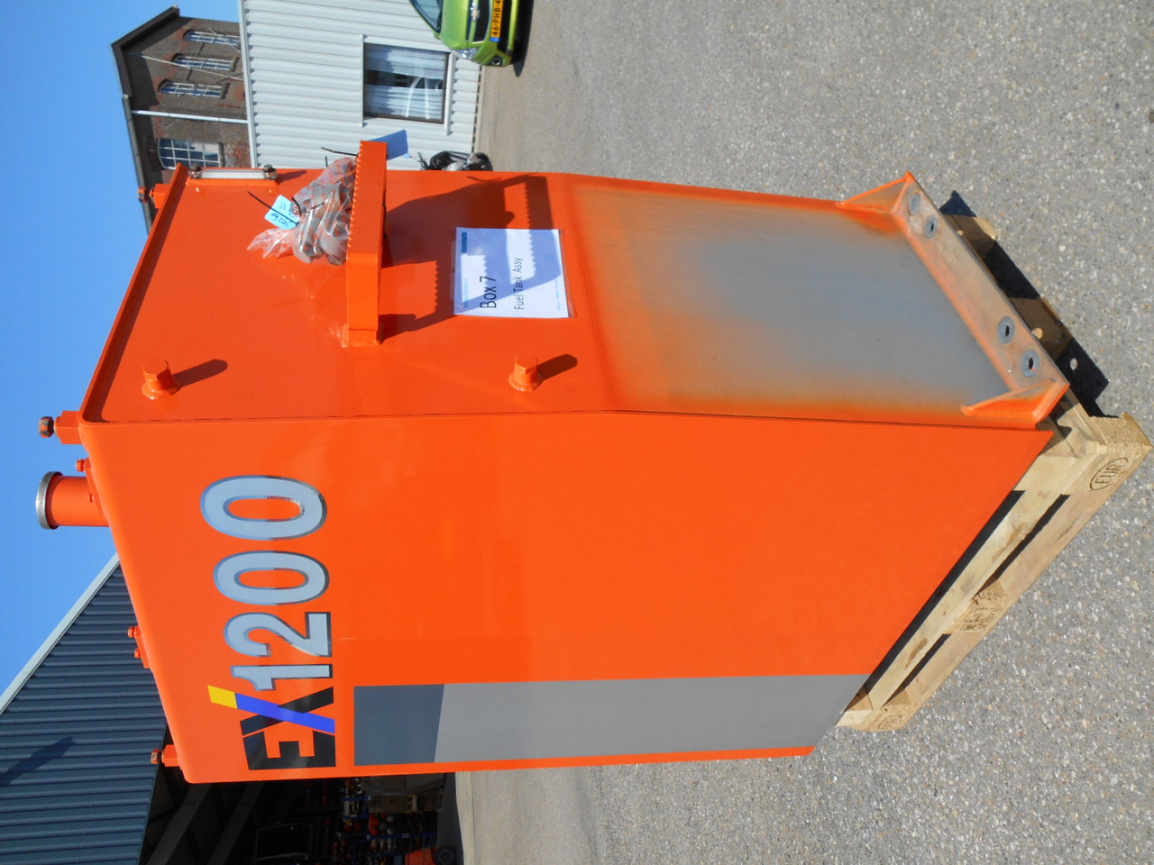 Hitachi EX1200-6 - 9278777 - מכל דלק עבור מכונת בנייה: תמונה 1 Hitachi EX1200-6 - 9278777 - מכל דלק עבור מכונת בנייה: תמונה 1