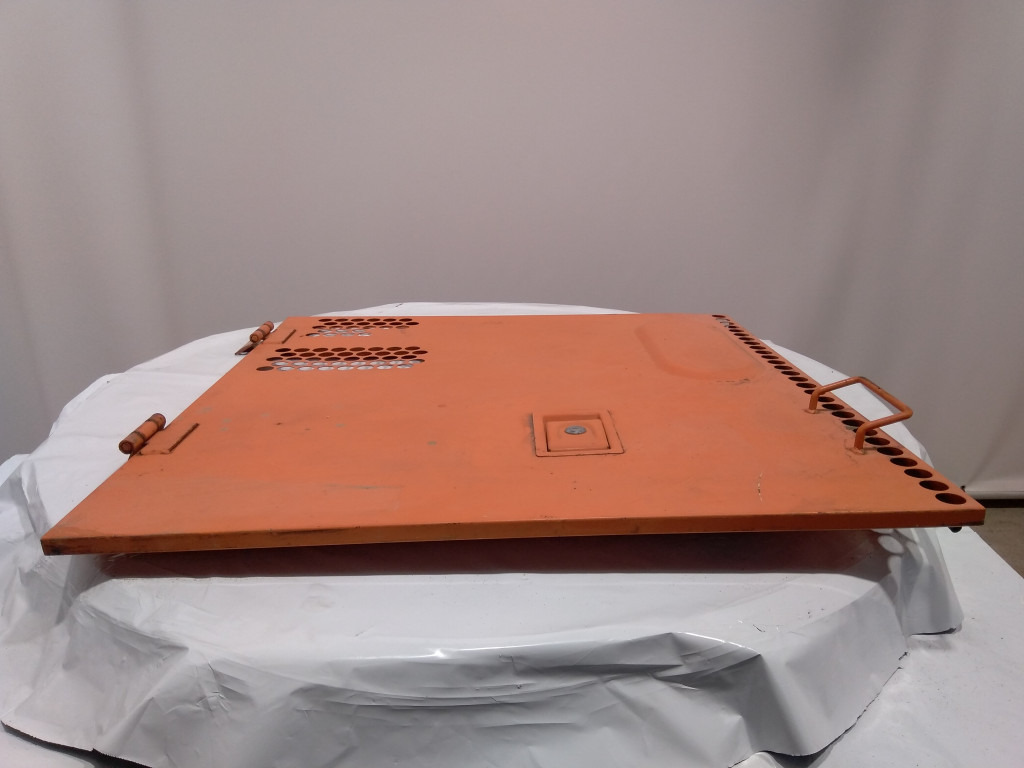 Hitachi ZX180LC-3 - 8105381 - דלת וחלקים עבור מכונת בנייה: תמונה 2 Hitachi ZX180LC-3 - 8105381 - דלת וחלקים עבור מכונת בנייה: תמונה 2