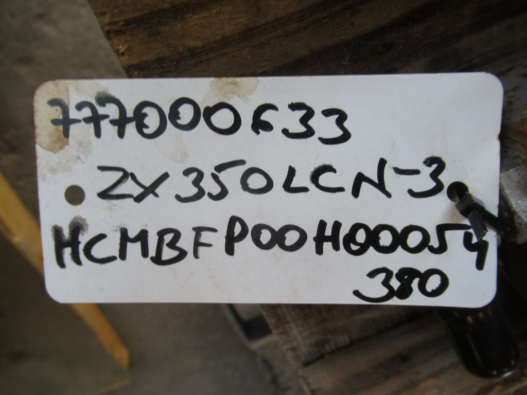 Hitachi ZX350LCN-3 - - משאבת דלק עבור מכונת בנייה: תמונה 3 Hitachi ZX350LCN-3 - - משאבת דלק עבור מכונת בנייה: תמונה 3