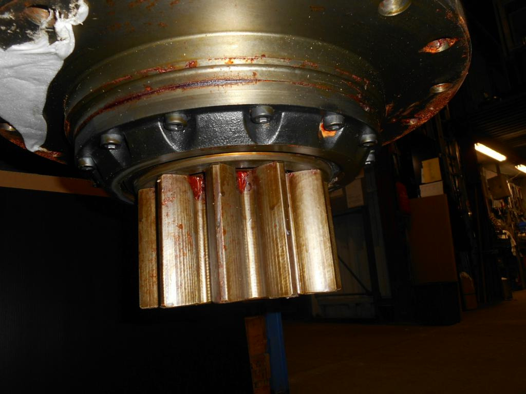 Kobelco LQ32W00009F1 - 72212980 - מנוע נדנדה עבור מכונת בנייה: תמונה 5 Kobelco LQ32W00009F1 - 72212980 - מנוע נדנדה עבור מכונת בנייה: תמונה 5