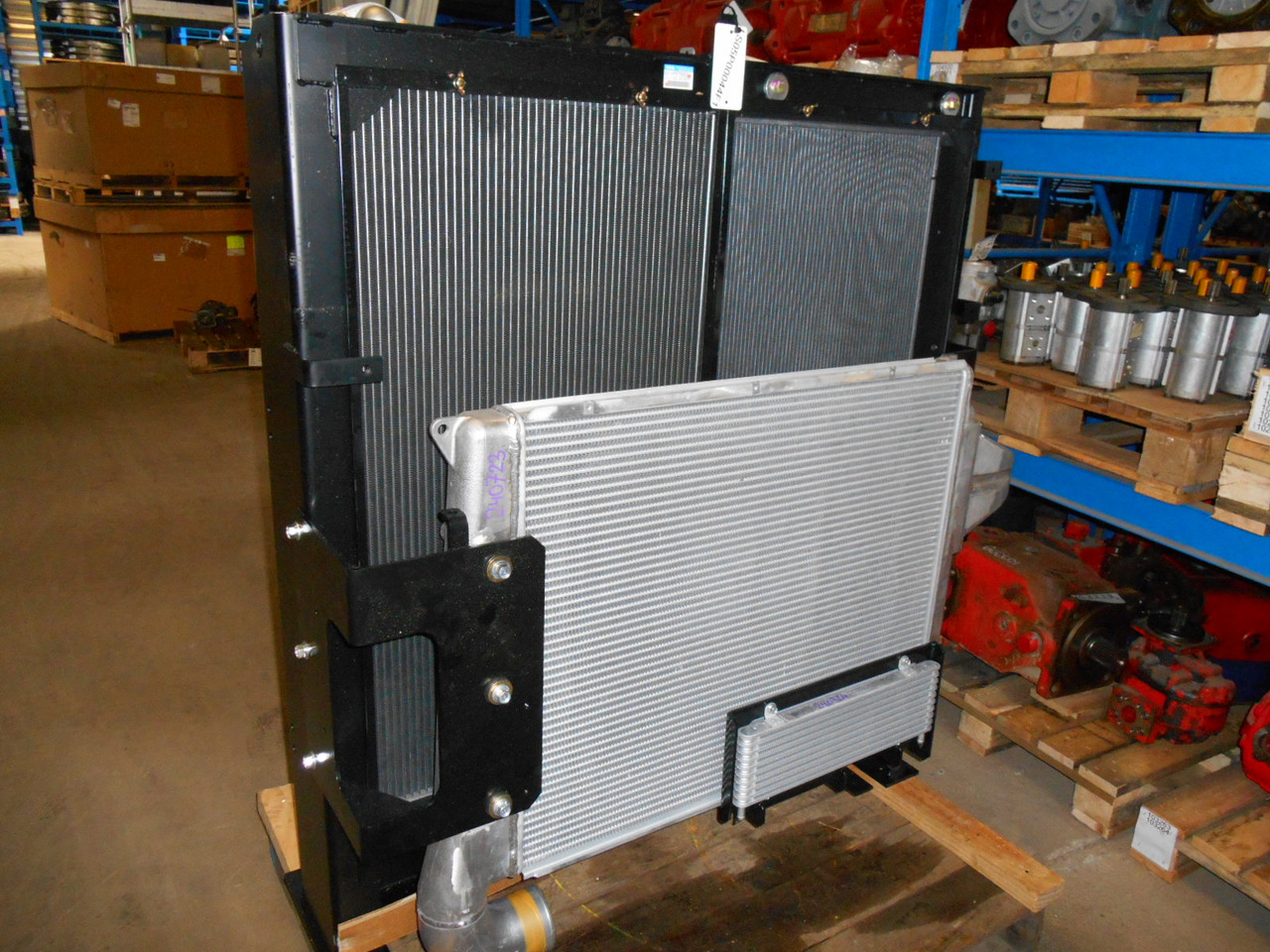 Kobelco LS05P00039F1 - רדיאטור עבור מכונת בנייה: תמונה 4 Kobelco LS05P00039F1 - רדיאטור עבור מכונת בנייה: תמונה 4