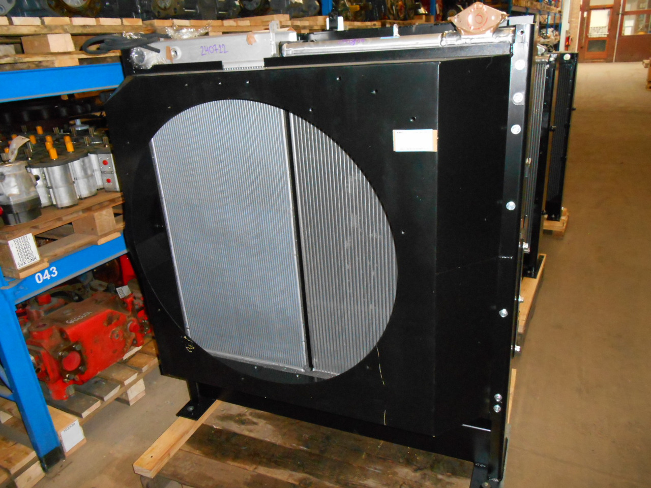 Kobelco LS05P00039F1 - רדיאטור עבור מכונת בנייה: תמונה 5 Kobelco LS05P00039F1 - רדיאטור עבור מכונת בנייה: תמונה 5