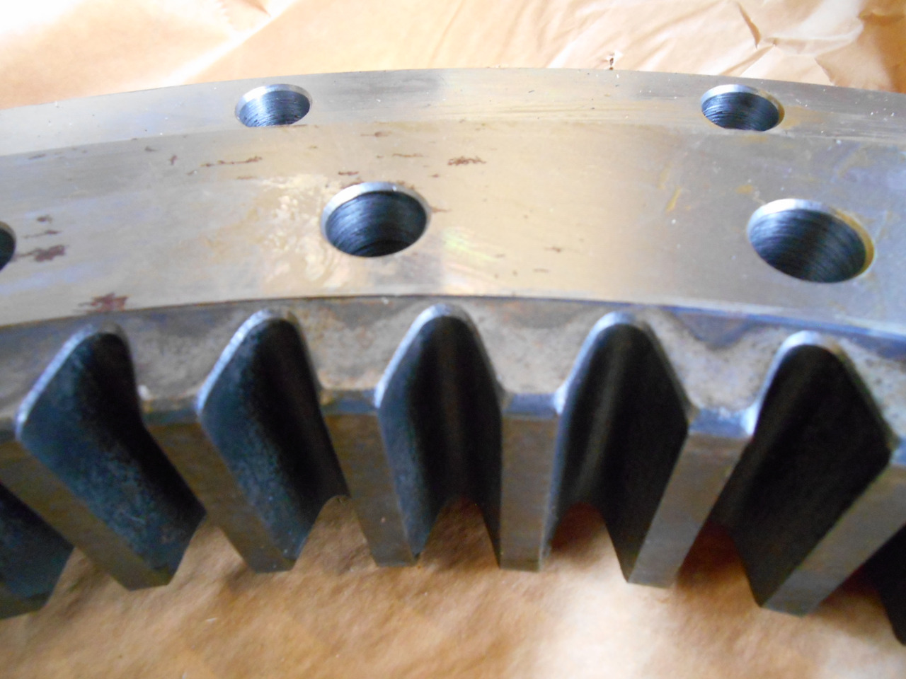 Kobelco YT40F00004F1 - טבעת רוטציה עבור מכונת בנייה: תמונה 4 Kobelco YT40F00004F1 - טבעת רוטציה עבור מכונת בנייה: תמונה 4