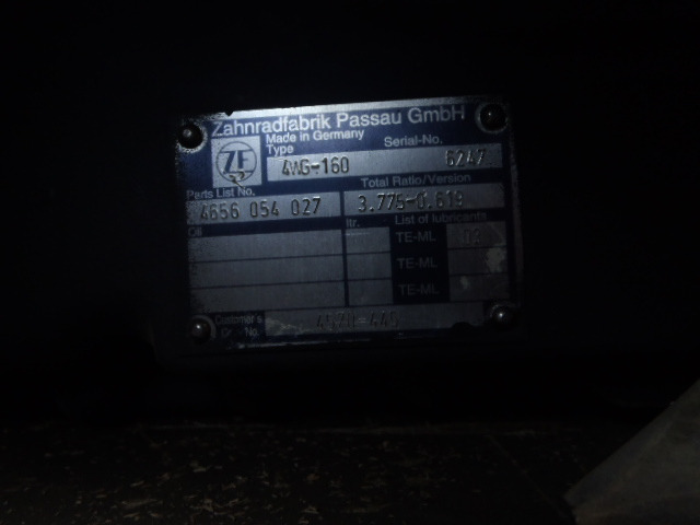 New Holland 1495433 - תיבת הילוכים עבור מכונת בנייה: תמונה 3 New Holland 1495433 - תיבת הילוכים עבור מכונת בנייה: תמונה 3