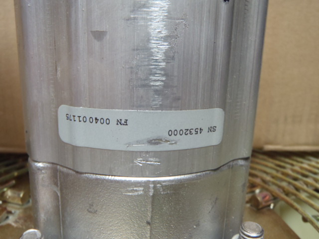 New Holland 4532000 - מנוע הידרולי עבור מכונת בנייה: תמונה 2 New Holland 4532000 - מנוע הידרולי עבור מכונת בנייה: תמונה 2