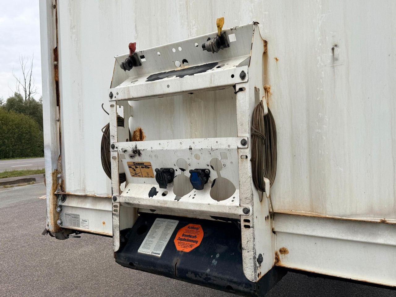 Krone SD - סמיטריילר עם וילונות צד: תמונה 2 Krone SD - סמיטריילר עם וילונות צד: תמונה 2