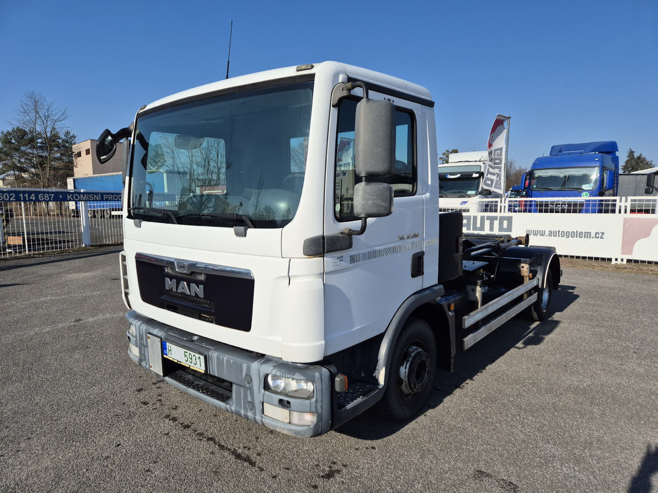 MAN TGL 12.180 - משאית הרמת וו: תמונה 1 MAN TGL 12.180 - משאית הרמת וו: תמונה 1