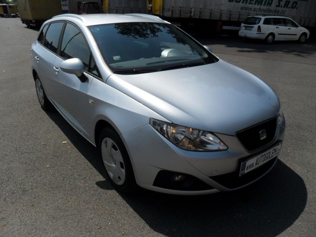 Seat Ibiza ST Style - מכונית: תמונה 2 Seat Ibiza ST Style - מכונית: תמונה 2