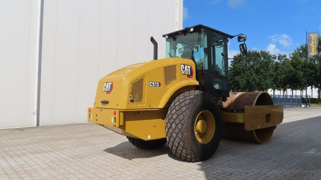 Caterpillar CS13 - מדחס: תמונה 2 Caterpillar CS13 - מדחס: תמונה 2