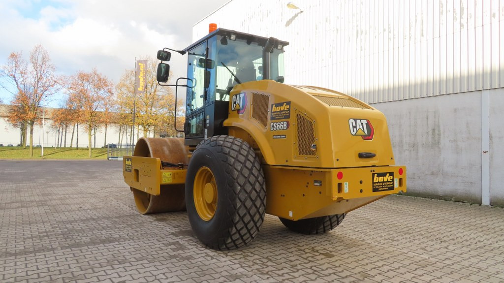 Caterpillar CS66B - מדחס: תמונה 4 Caterpillar CS66B - מדחס: תמונה 4