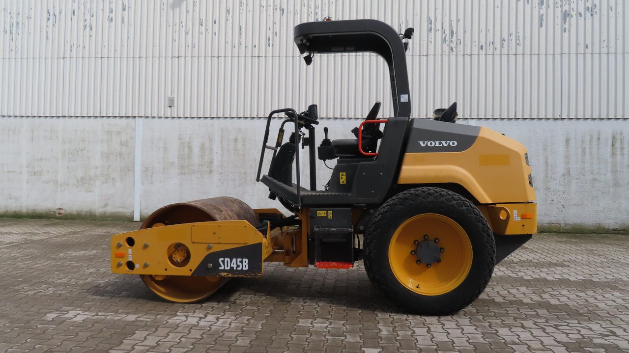 Volvo SD 45 B - מדחס: תמונה 5 Volvo SD 45 B - מדחס: תמונה 5