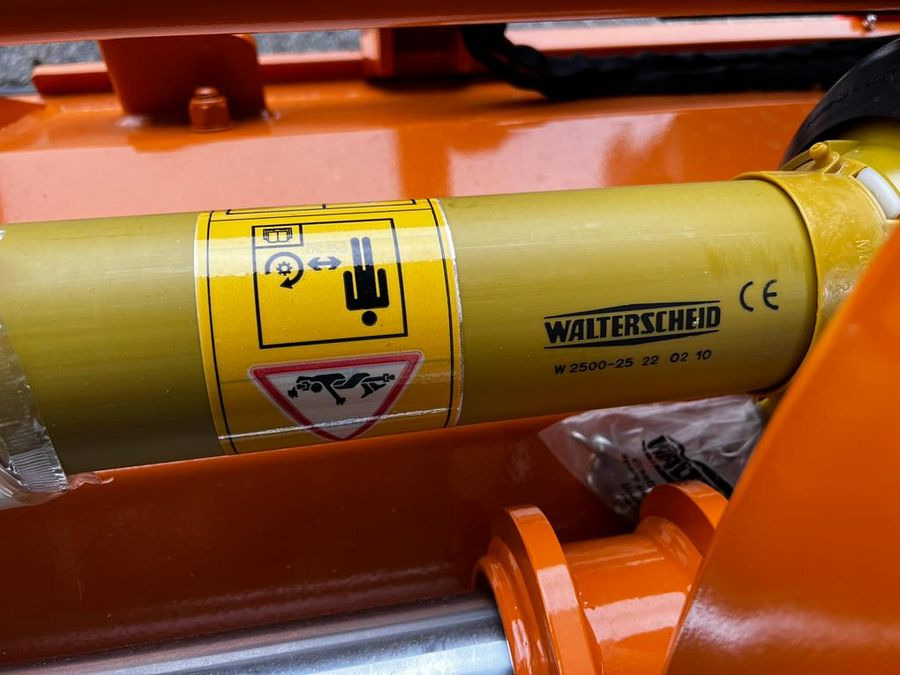 Berti DUAL 300 - מכסחת תבואה/ עשבים: תמונה 5 Berti DUAL 300 - מכסחת תבואה/ עשבים: תמונה 5