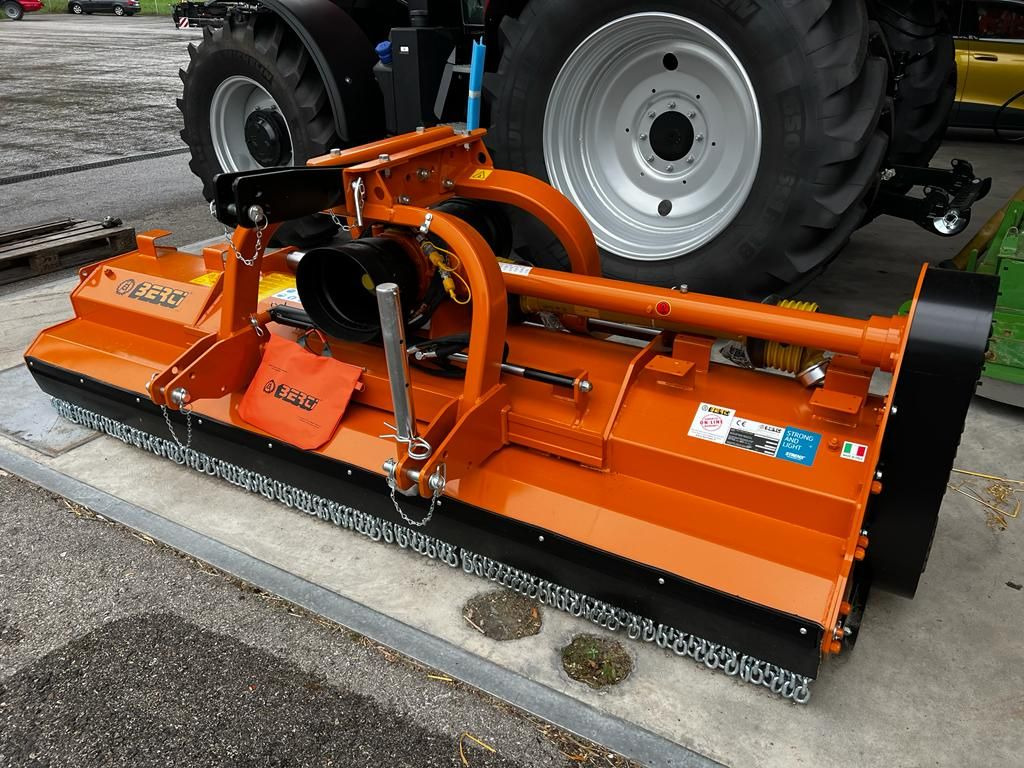 Berti DUAL 300 - מכסחת תבואה/ עשבים: תמונה 1 Berti DUAL 300 - מכסחת תבואה/ עשבים: תמונה 1
