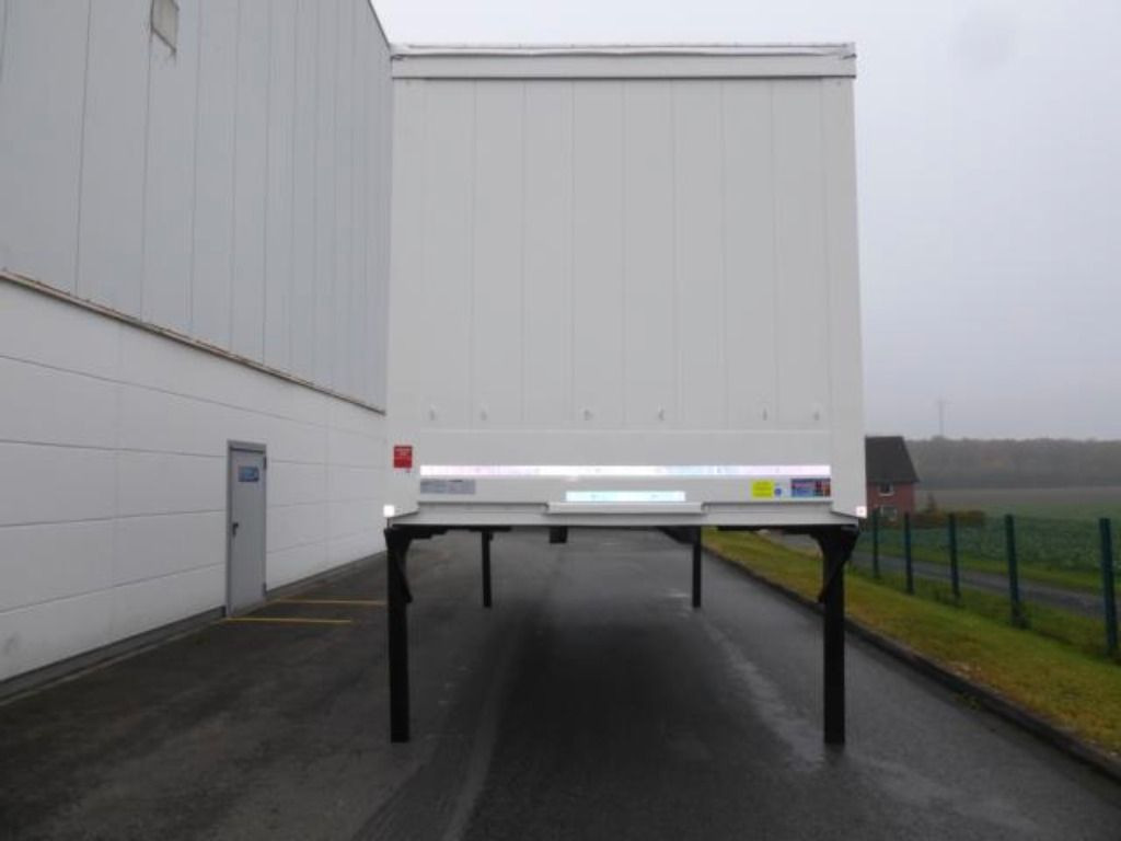 Krone Heck mit Portaltüren - גוף החלפה עם וילונות צד: תמונה 3 Krone Heck mit Portaltüren - גוף החלפה עם וילונות צד: תמונה 3