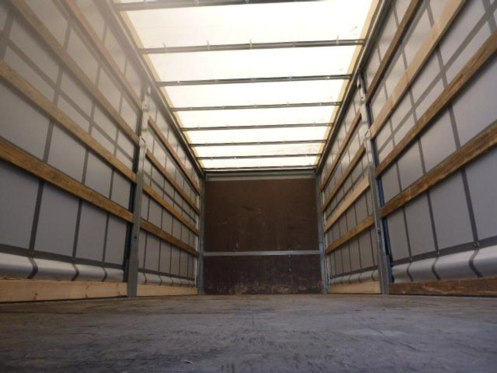 Krone Heck mit Portaltüren - גוף החלפה עם וילונות צד: תמונה 5 Krone Heck mit Portaltüren - גוף החלפה עם וילונות צד: תמונה 5