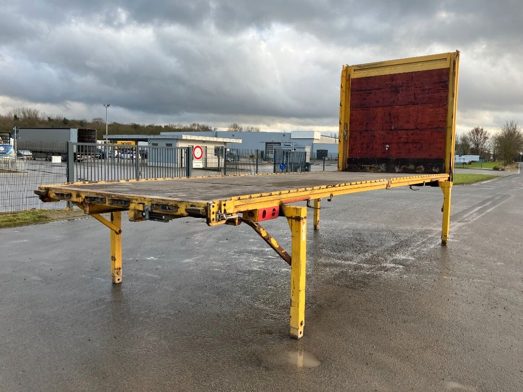 Krone Wechselbrücke Pritsche - גוף שטוח: תמונה 2 Krone Wechselbrücke Pritsche - גוף שטוח: תמונה 2