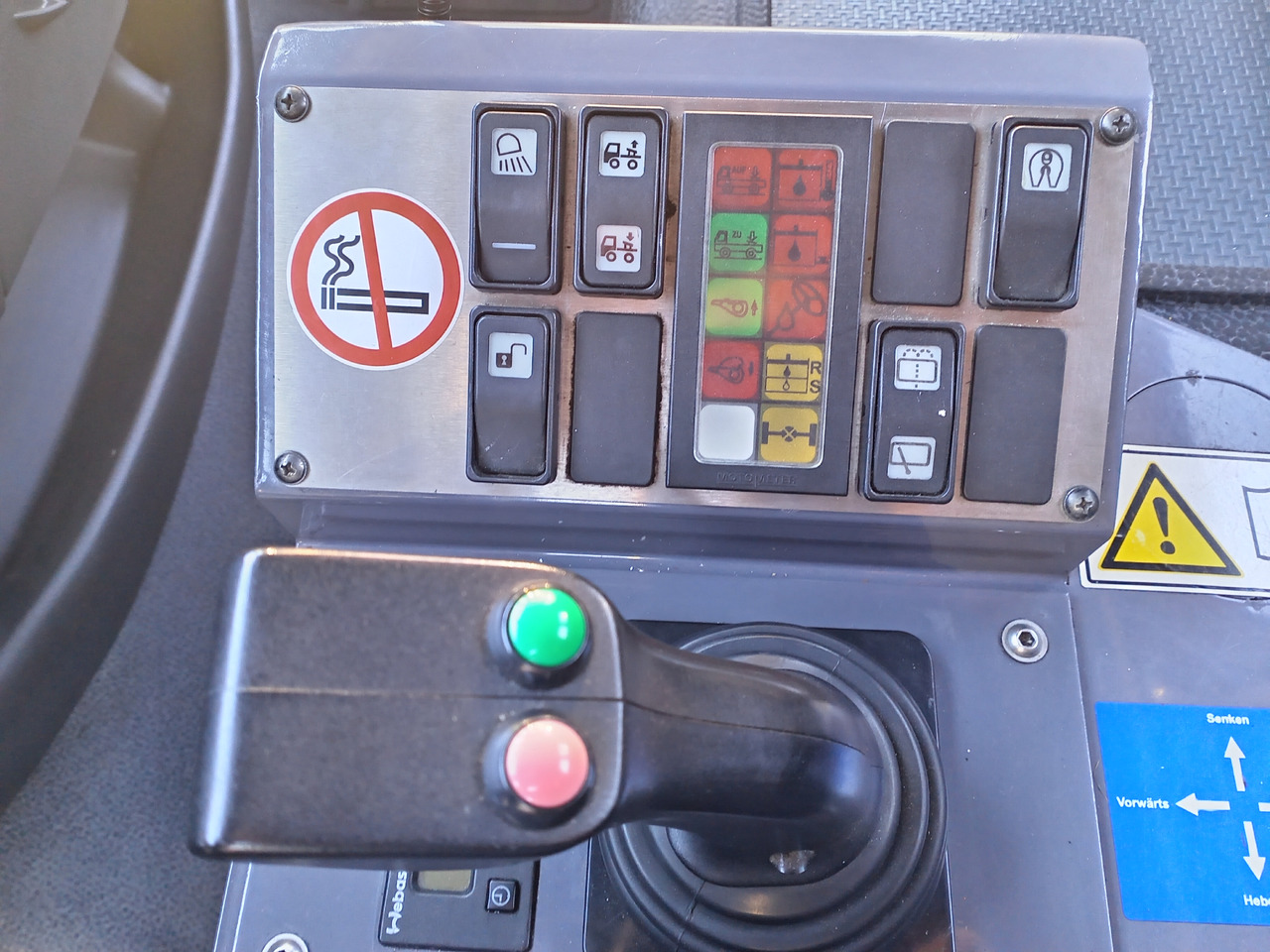 מוביל מכולות/ משאית החלפת גוף Kamag Mercedes-Benz Kamag Wiesel / WBH25 / KB3659 / mit Ganrantie: תמונה 11 מוביל מכולות/ משאית החלפת גוף Kamag Mercedes-Benz Kamag Wiesel / WBH25 / KB3659 / mit Ganrantie: תמונה 11