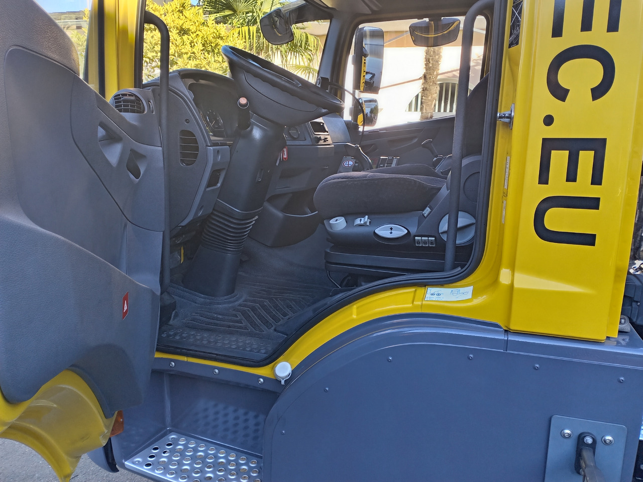 מוביל מכולות/ משאית החלפת גוף Kamag Mercedes-Benz Kamag Wiesel / WBH25 / KB3659 / mit Ganrantie: תמונה 10 מוביל מכולות/ משאית החלפת גוף Kamag Mercedes-Benz Kamag Wiesel / WBH25 / KB3659 / mit Ganrantie: תמונה 10