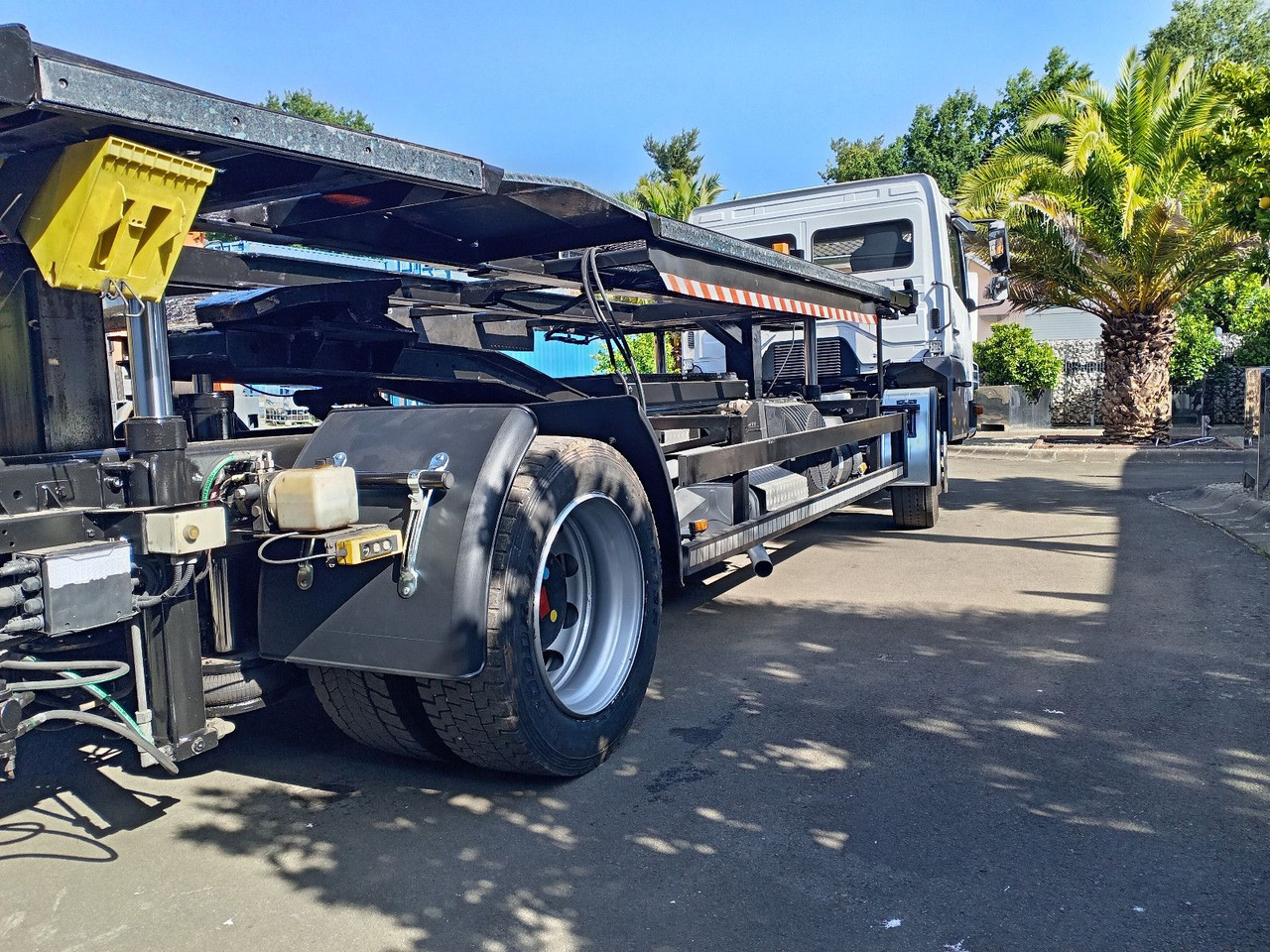 Mercedes-Benz Kamag/ Wiesel/ WBH/KB3682 - מוביל מכולות/ משאית החלפת גוף: תמונה 4 Mercedes-Benz Kamag/ Wiesel/ WBH/KB3682 - מוביל מכולות/ משאית החלפת גוף: תמונה 4