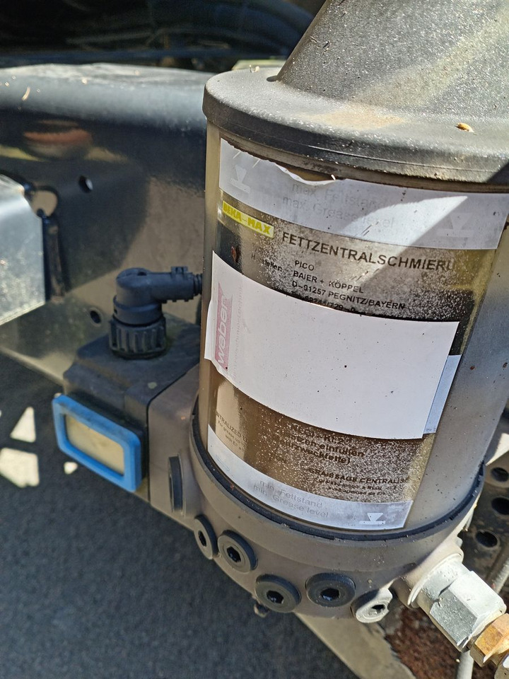 Mercedes-Benz Kamag / Wiesel / WBH25 / KB3237 - מוביל מכולות/ משאית החלפת גוף: תמונה 5 Mercedes-Benz Kamag / Wiesel / WBH25 / KB3237 - מוביל מכולות/ משאית החלפת גוף: תמונה 5