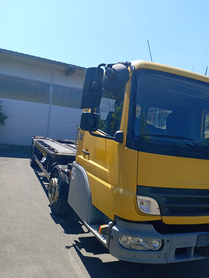 Mercedes-Benz Kamag / Wiesel / WBH25 / KB3237 - מוביל מכולות/ משאית החלפת גוף: תמונה 3 Mercedes-Benz Kamag / Wiesel / WBH25 / KB3237 - מוביל מכולות/ משאית החלפת גוף: תמונה 3