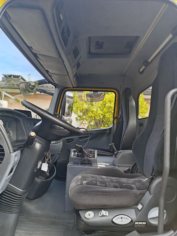 מוביל מכולות/ משאית החלפת גוף Mercedes-Benz Kamag Wiesel / WBH25 / KB3793 / mit Ganrantie: תמונה 9 מוביל מכולות/ משאית החלפת גוף Mercedes-Benz Kamag Wiesel / WBH25 / KB3793 / mit Ganrantie: תמונה 9