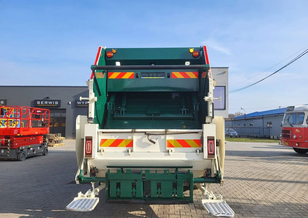 Mercedes-Benz Mercedes-Benz Econic 2630 - משאית אשפה: תמונה 5 Mercedes-Benz Mercedes-Benz Econic 2630 - משאית אשפה: תמונה 5