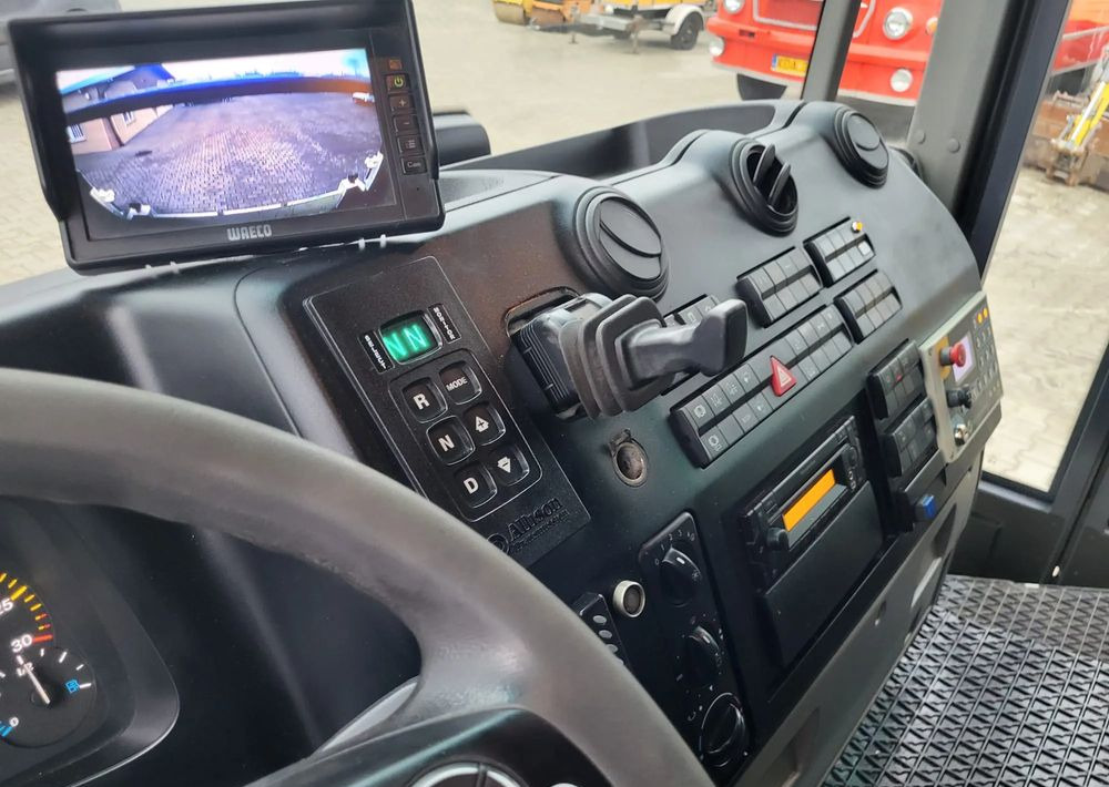 משאית אשפה Mercedes-Benz Mercedes-Benz Econic 2630: תמונה 10