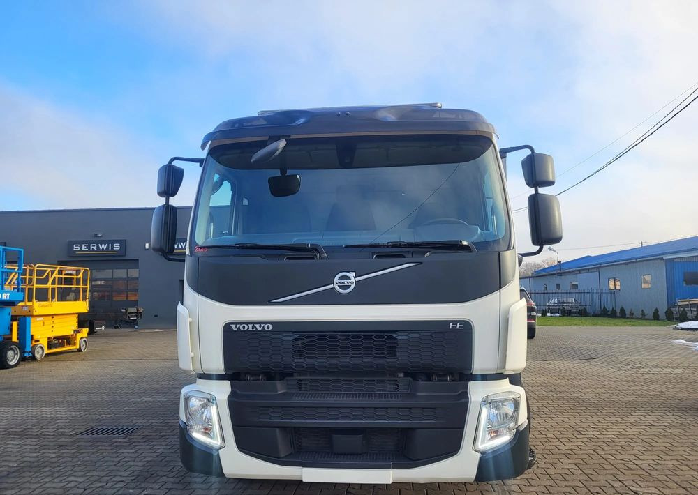 Volvo FE 320 - משאית אשפה: תמונה 3 Volvo FE 320 - משאית אשפה: תמונה 3