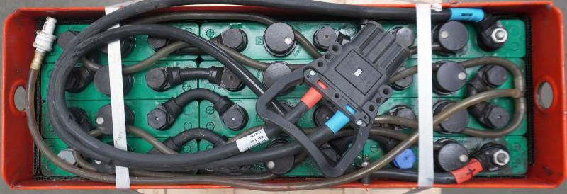 GRUMA 24 Volt 2 PzS 250 Ah - מצבר: תמונה 3 GRUMA 24 Volt 2 PzS 250 Ah - מצבר: תמונה 3