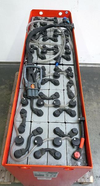 GRUMA 48 Volt 4 PzS 620 Ah - מצבר: תמונה 3 GRUMA 48 Volt 4 PzS 620 Ah - מצבר: תמונה 3