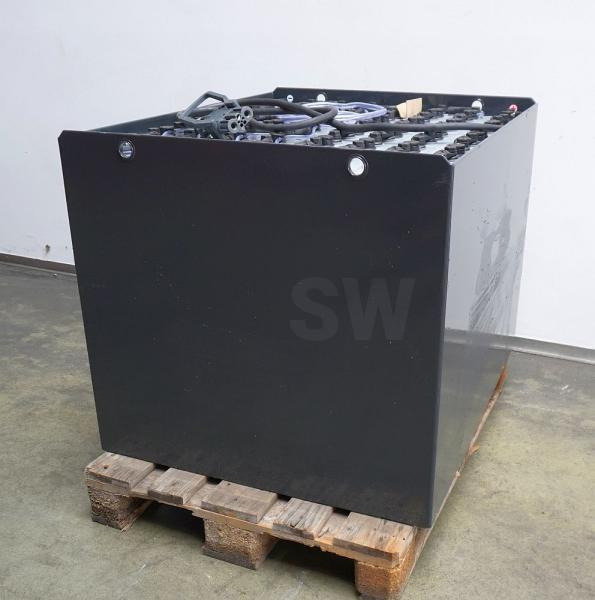 GRUMA 80 Volt 5 PzS 725 Ah - מצבר: תמונה 2 GRUMA 80 Volt 5 PzS 725 Ah - מצבר: תמונה 2