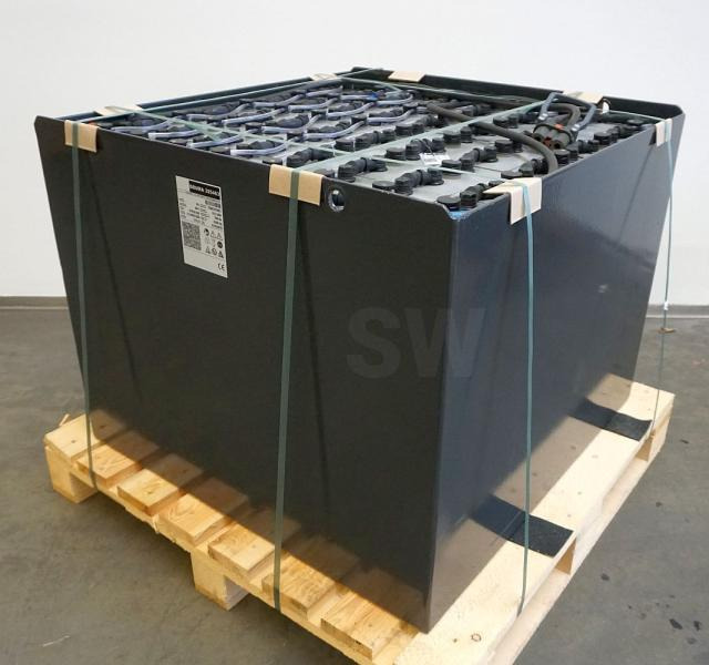 GRUMA 80 Volt 6 PzS 930 Ah - מצבר: תמונה 1 GRUMA 80 Volt 6 PzS 930 Ah - מצבר: תמונה 1