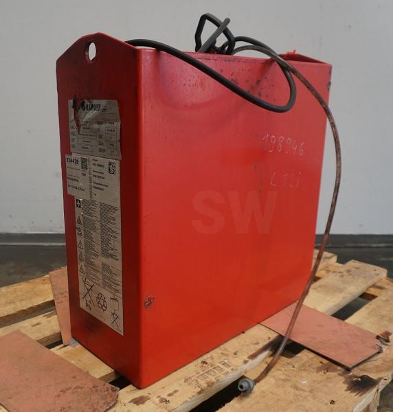 HAWKER 24 Volt 3 PzB 225 Ah - מצבר עבור ציוד לטיפול בחומרים: תמונה 1 HAWKER 24 Volt 3 PzB 225 Ah - מצבר עבור ציוד לטיפול בחומרים: תמונה 1