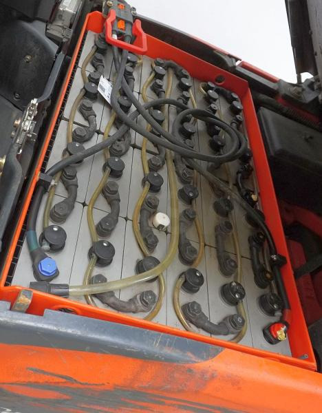 Linde E 14 EVO 386-02 - מלגזה חשמלית: תמונה 5 Linde E 14 EVO 386-02 - מלגזה חשמלית: תמונה 5