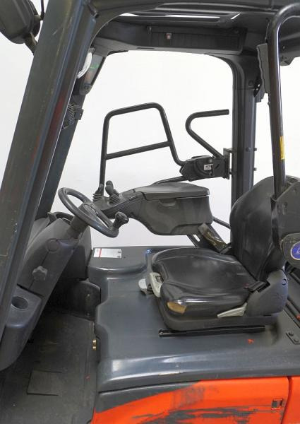 Linde E 14 EVO 386-02 - מלגזה חשמלית: תמונה 3 Linde E 14 EVO 386-02 - מלגזה חשמלית: תמונה 3