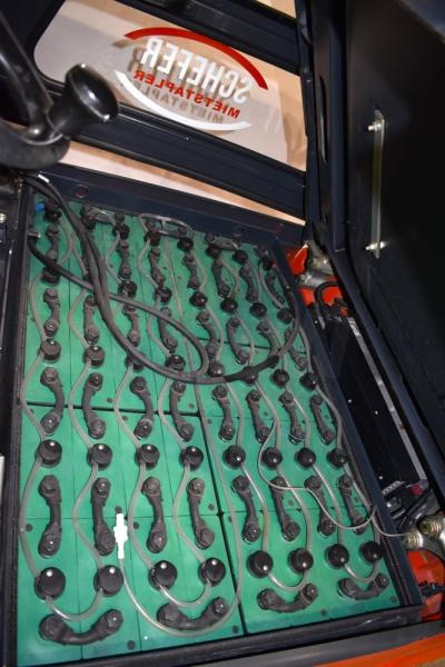Linde E 30/600 H 387 - מלגזה חשמלית: תמונה 5 Linde E 30/600 H 387 - מלגזה חשמלית: תמונה 5