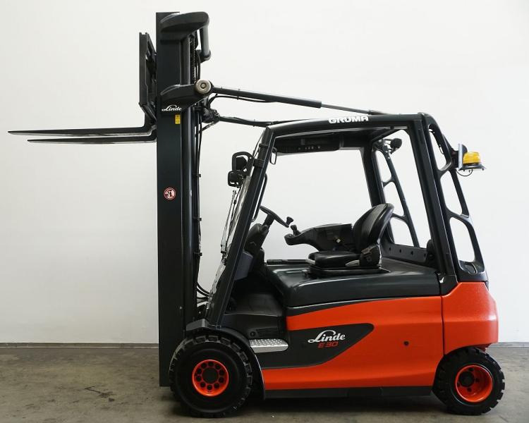 Linde E 30 L 387 - מלגזה חשמלית: תמונה 4 Linde E 30 L 387 - מלגזה חשמלית: תמונה 4