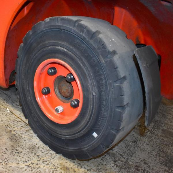 Linde H 25 D EVO 392-02 - מלגזת סולר: תמונה 3 Linde H 25 D EVO 392-02 - מלגזת סולר: תמונה 3