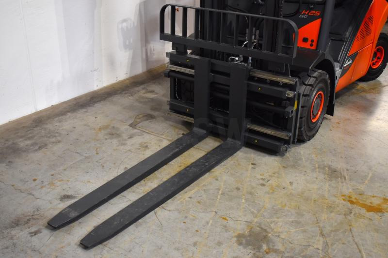 מלגזת סולר Linde H 25 D EVO 392-02: תמונה 9