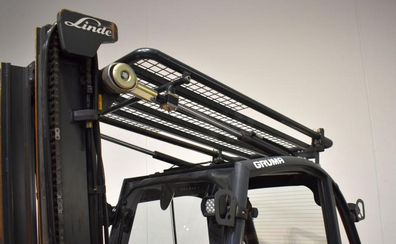 Linde H 25 T EVO 392-02 - מלגזת LPG: תמונה 5 Linde H 25 T EVO 392-02 - מלגזת LPG: תמונה 5