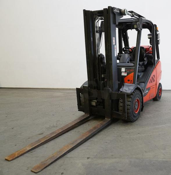 מלגזת LPG Linde H 30 T EVO 393-02: תמונה 1