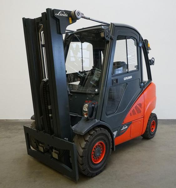Linde H 35 D EVO 393-02 - מלגזת סולר: תמונה 1 Linde H 35 D EVO 393-02 - מלגזת סולר: תמונה 1