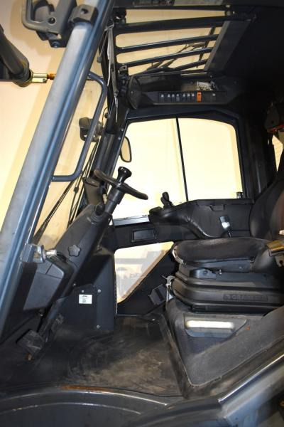 Linde H 40 T EVO 394-02 - מלגזת LPG: תמונה 3 Linde H 40 T EVO 394-02 - מלגזת LPG: תמונה 3