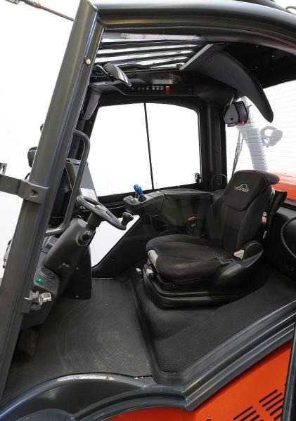 Linde H 50 T EVO 394-02 - מלגזת LPG: תמונה 3 Linde H 50 T EVO 394-02 - מלגזת LPG: תמונה 3