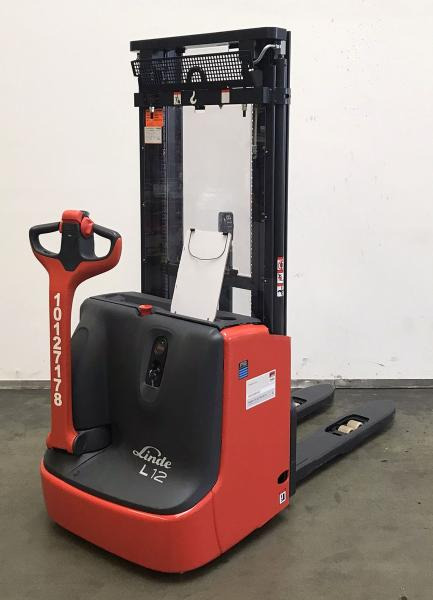 Linde L 12 i 1172 - מערים: תמונה 1 Linde L 12 i 1172 - מערים: תמונה 1