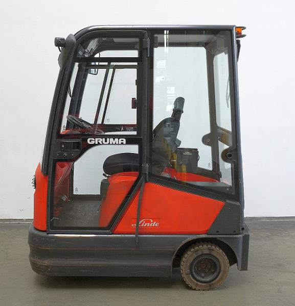 Linde P 60 Z 126 - טרקטור גרירה: תמונה 4 Linde P 60 Z 126 - טרקטור גרירה: תמונה 4
