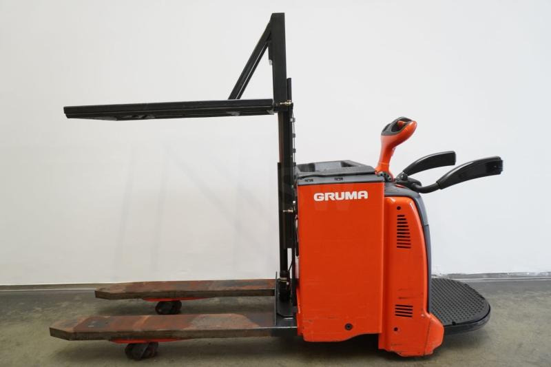 Linde T 20 AP 131-07 - משאית משטחים: תמונה 4 Linde T 20 AP 131-07 - משאית משטחים: תמונה 4