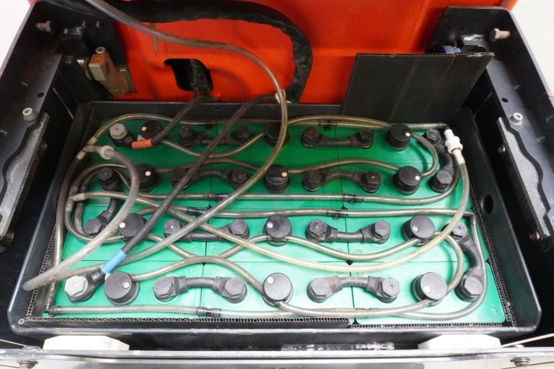 Linde T 20 SF 1154 - משאית משטחים: תמונה 5 Linde T 20 SF 1154 - משאית משטחים: תמונה 5