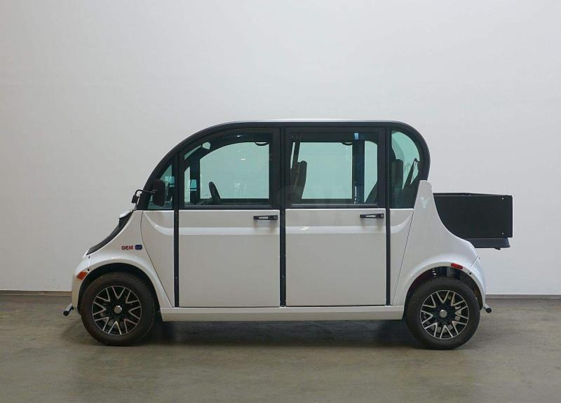 POLARIS GEM e4 - מכונית: תמונה 5 POLARIS GEM e4 - מכונית: תמונה 5